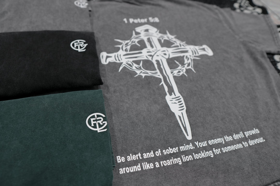 GET RIPPED LIFE® 'TRUST IN CROSS' TEE (GREEN COLOR)